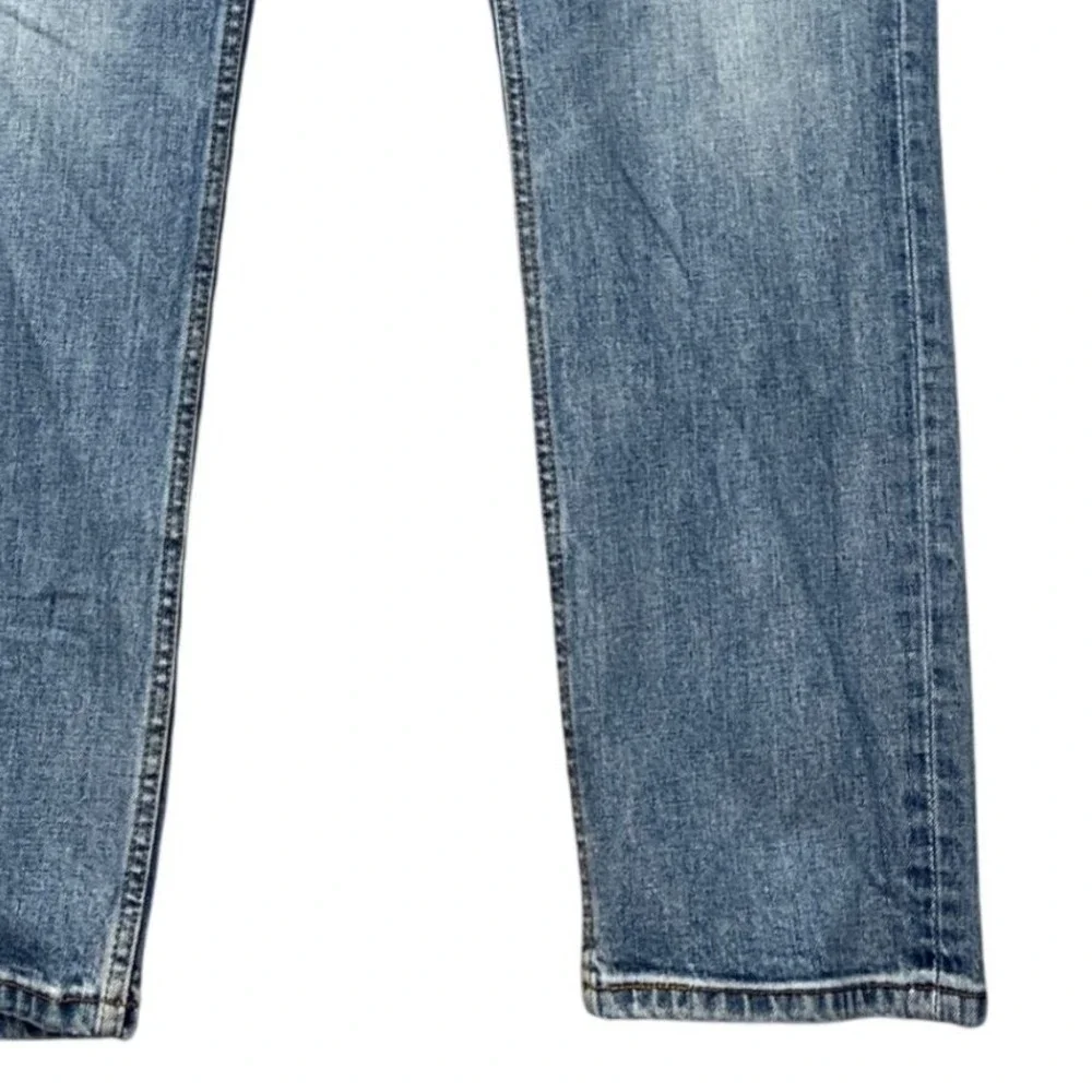 Levis Jeans Men 38x32 Medium Wash Stretch Straight Leg 5-Pocket Denim Distressed